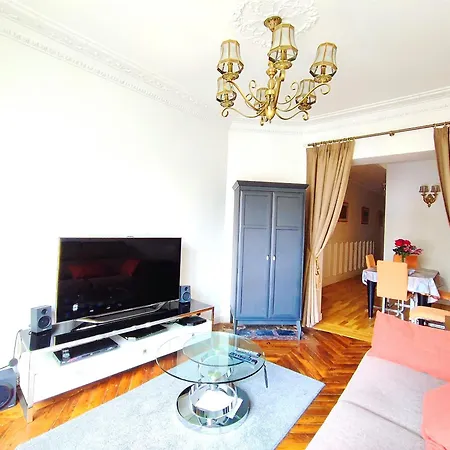 Paris 15 Urban Apartment With Local Life And Easy Metro Access Apartament Paryż